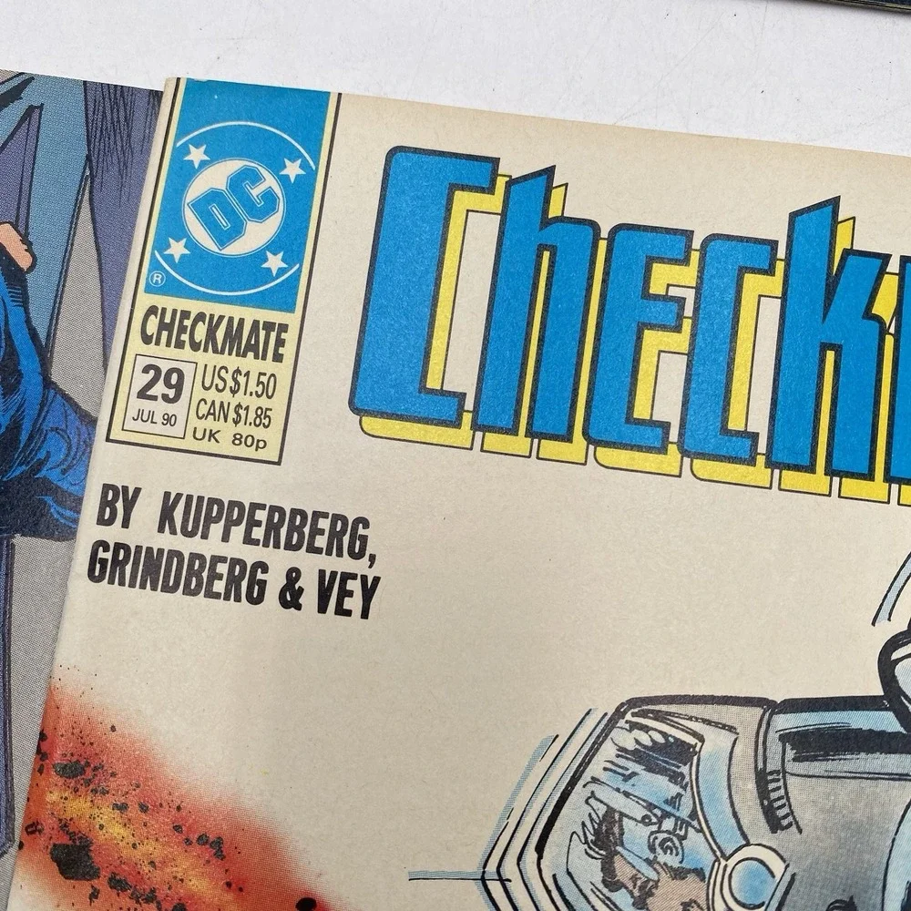 DC Checkmate‎ Comic Books Lot 7 Vintage 1990's 27,28,29,32,18,19 VGC